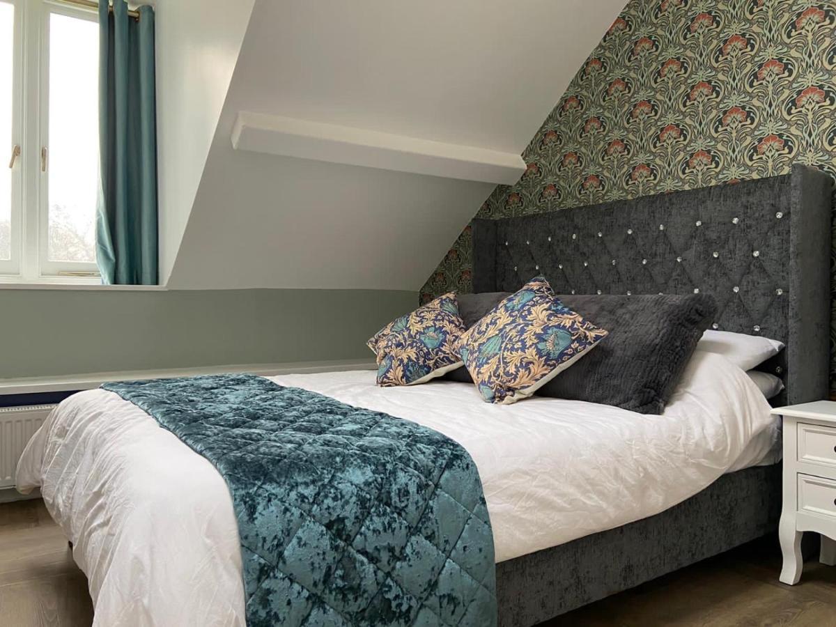 Croydon Hall مينهيد المظهر الخارجي الصورة