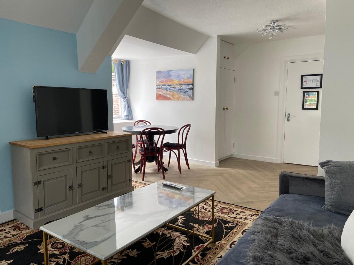 Croydon Hall مينهيد المظهر الخارجي الصورة