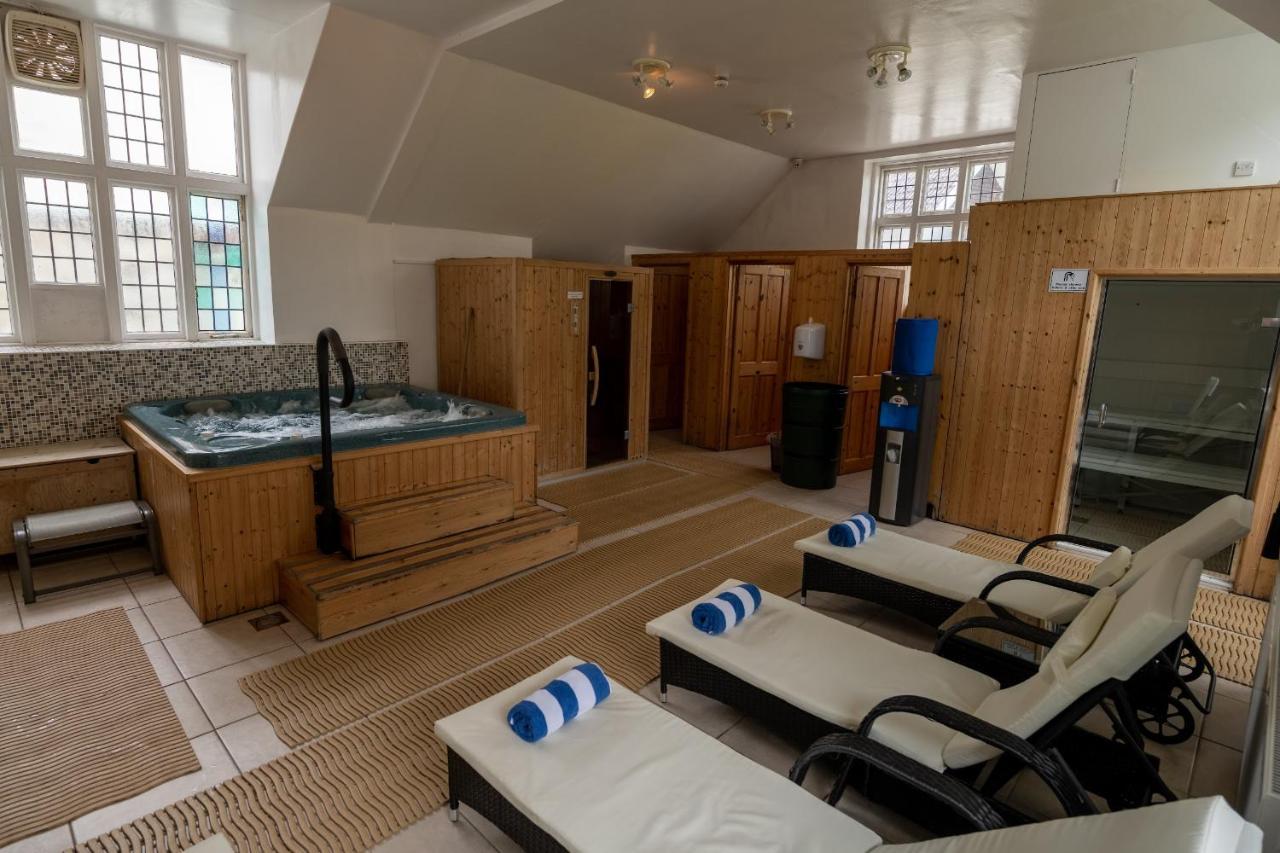 Croydon Hall مينهيد المظهر الخارجي الصورة